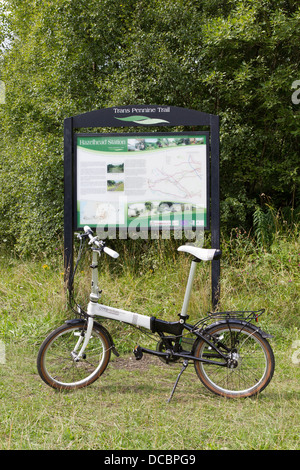 La Trans Pennine trail pour les cyclistes, piétons et cavaliers entre Pont et Dunford Penistone, South Yorkshire Banque D'Images