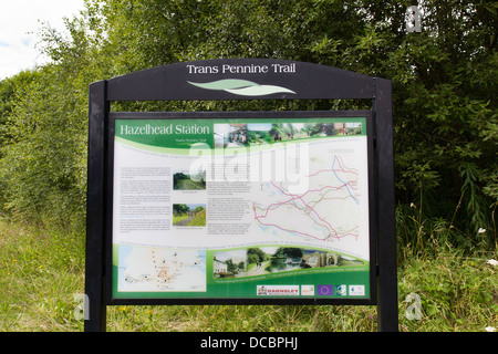 La Trans Pennine trail pour les cyclistes, piétons et cavaliers entre Pont et Dunford Penistone, Yorkshire. Hazelhead Banque D'Images