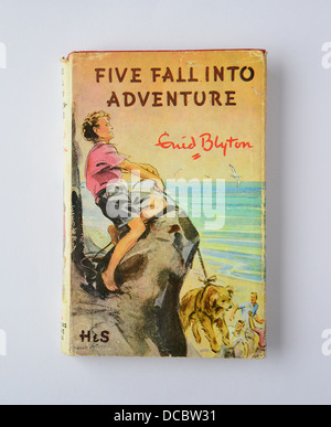 Enid Blyton's 'Cinq tombent dans la neuvième aventure célèbre cinq livre, Surrey, Angleterre, Royaume-Uni Banque D'Images