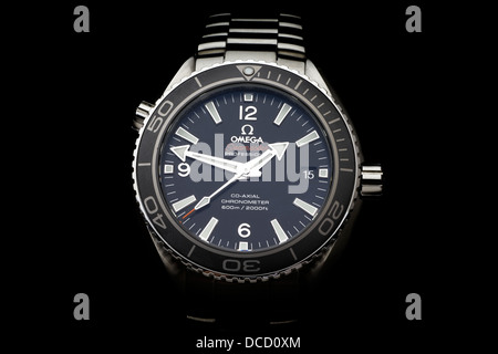 Omega Seamaster Planet Ocean Watch montre de plongée carter arrière 21 rubis 18 rubis axiaux co 8500 james bond mouvement automatique Banque D'Images