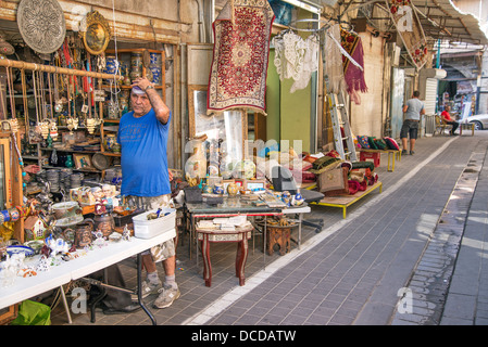 Boutique du marché aux puces de la vieille ville de Tel Aviv en Israël Banque D'Images