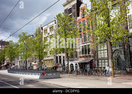 Nieuwezijds Voorburgwal rue d Amsterdam, Hollande, Pays-Bas. Banque D'Images