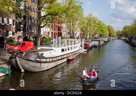 Un paysage pittoresque dans la ville d'Amsterdam, Hollande, Pays-Bas. Banque D'Images