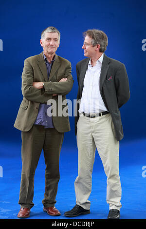 Edinburgh, Royaume-Uni. 15 août 2013. Edinburgh International Book Festival 2013 portrait de Ian Fraser et Ray au permanganate de Charlotte Square Garden. Pako Photos Mera/Alamy News Feed Banque D'Images