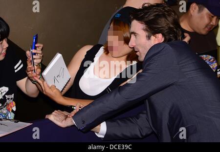27 juin 2013 - Séoul, Corée du Sud - Sharlto Copley assiste au tapis rouge pour ÌÕElysiumÌÒ au CGV Séoul le 14 août 2013 à Séoul, Corée du Sud. (Crédit Image : © Jbp/Jana Press/ZUMAPRESS.com) Banque D'Images