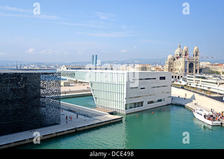 Mucem museum et Villa Méditerranée MARSEILLE Bouches-du-Rhône Côte d'Azur France Banque D'Images