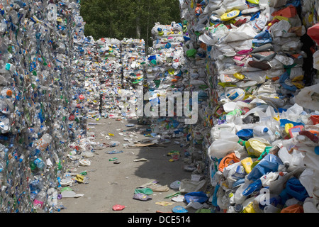 Offres de recyclage plastique et métallique, Granby, Québec, Canada Banque D'Images