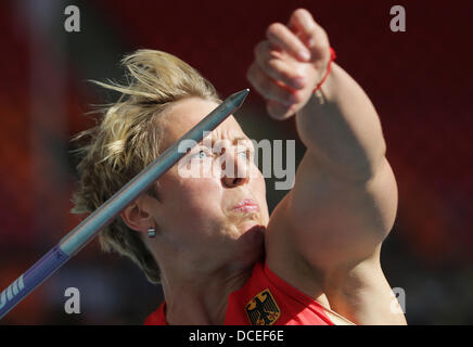 Moscou, Russie. Août 16, 2013. Christina Obergfoell d'Allemagne participe à la qualification du javelot à la 14e es Championnats du monde d'athlétisme au stade Luzhniki de Moscou, Russie, 16 août 2013. Photo : Michael Kappeler/dpa/Alamy Live News Banque D'Images