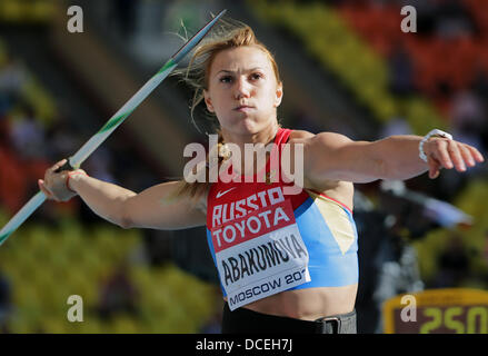 Moscou, Russie. Août 16, 2013. Maria Abakumova de Russie participe à la qualification du javelot à la 14e es Championnats du monde d'athlétisme au stade Luzhniki de Moscou, Russie, 16 août 2013. Photo : Michael Kappeler/dpa/Alamy Live News Banque D'Images