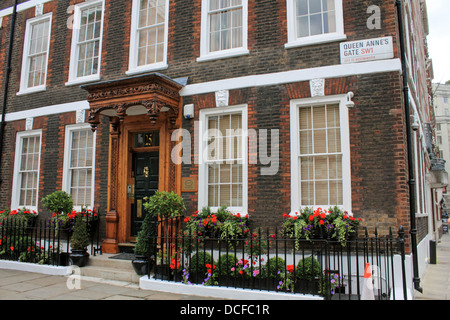 Le Queen Anne's Gate London England UK Banque D'Images