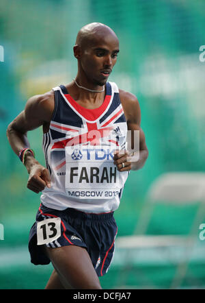 Moscou, Russie. Août 16, 2013. Mo Farah de Grande-Bretagne est en concurrence les hommes du 5000 m lors de la 14e Finale es Championnats du monde d'athlétisme au stade Luzhniki de Moscou, Russie, 16 août 2013. Photo : Michael Kappeler/dpa/Alamy Live News Banque D'Images