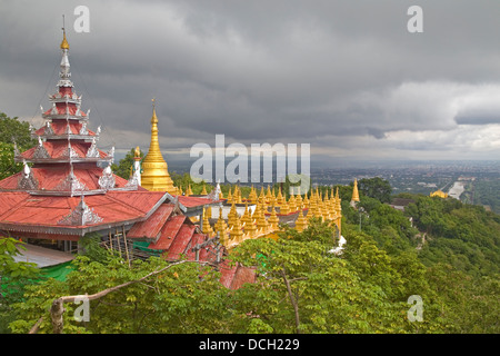 Vue depuis la colline de Mandalay, Myanmar Banque D'Images