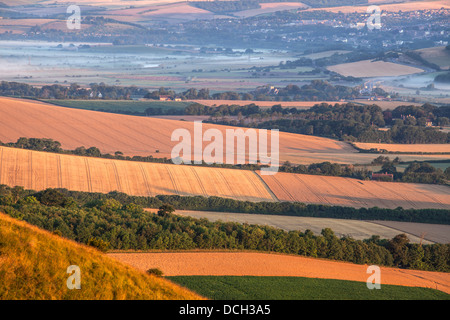 Les terres agricoles au pied de Beacon Firle Banque D'Images