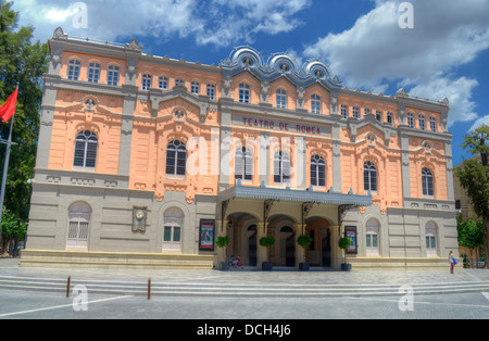 HDR de la façade du Teatro de La Romea, ville de Murcie, au Sud Est de l'Espagne. Banque D'Images