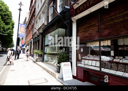 Boutiques de bijoutiers sur Hatton Garden London England UK Banque D'Images