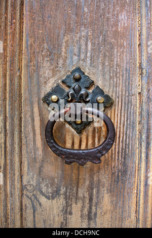 Bouton de porte poignée de fer ou close up sur le coulage de métaux Banque D'Images