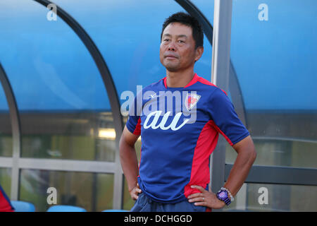 Oki Takeshi (Sanga), le 18 août 2013 - Football : Football /2013 J.LEAGUE Division 2 entre Yokohama Kyoto Sanga F.C. FC 1-0 au Stade de Football de la NHK Spring Mitsuzawa, Kanagawa, Japon. © YUTAKA/AFLO SPORT/Alamy Live News Banque D'Images