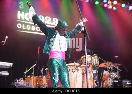 Los Angeles, CA, USA. Août 17, 2013. Musicien - Lakeside sur scène pour Funkfest 2013, le Théâtre Grec, Los Angeles, Californie, USA, 17 août 2013. © ZUMA Press, Inc./Alamy Live News Banque D'Images