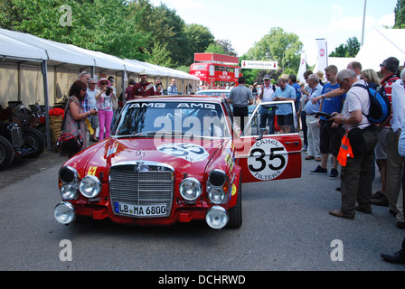 AMG Mercedes Benz 300SEL, réplique de 1971 gagnant vu à Spa Classic Days 2013, Schloss Dyck Allemagne Banque D'Images