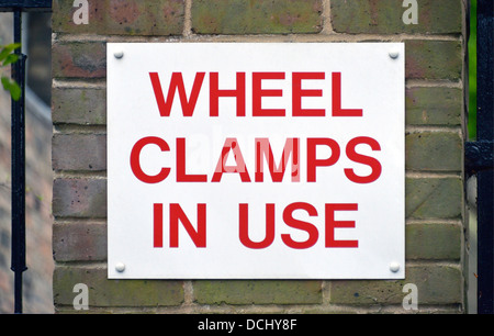 'Utilisation de colliers roue'. Trumpington Street, Cambridge, Cambridgeshire, Angleterre, Royaume-Uni, Europe. Banque D'Images