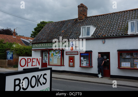 Lincoln's Village Store and post office, Suffolk Westleton Banque D'Images