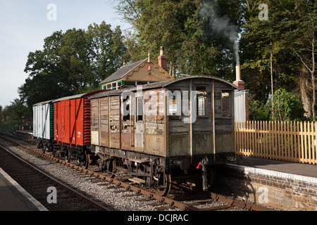 Carbonisée, fire chariot endommagé lors d'une nouvelle de Somerset et de Dorset Railway Station, Midsomer Norton Banque D'Images