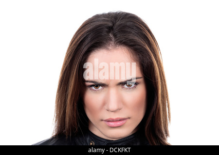 Portrait de jeune femme insatisfaite sur fond blanc Banque D'Images