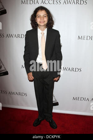 Max Burkholder 2011 Media Access Awards tenue à l'hôtel Beverly Hilton à Beverly Hills, Californie - 06.10.11 Banque D'Images