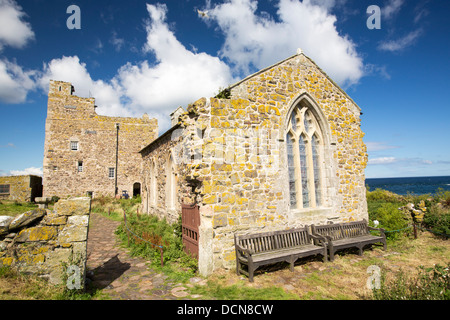 Chapelle St Cuthberts on Inner Farne, dans l'Iles Farne, Northumberland, Angleterre. Banque D'Images