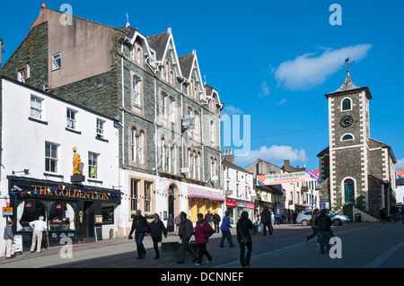 La Grande-Bretagne, l'Angleterre, Cumbria, Lake District, Keswick, du centre-ville, tour de l'horloge Banque D'Images