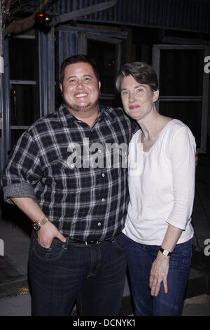 Chaz Bono Et Annette O Toole Chaz Bono Rend Visite A La