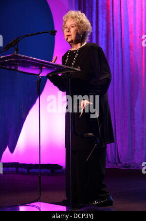 Peggy Albrecht maison accueillante de la 22e édition du déjeuner-gala en l'honneur de l'année 'Man' Russell Brand - Show Los Angeles, Californie - 29.10.11 Banque D'Images