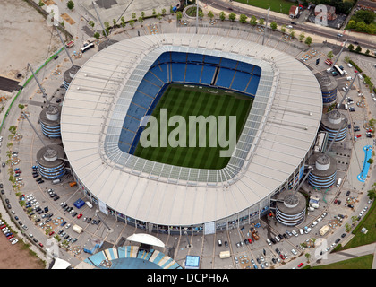 Vue aérienne de du terrain de football de Manchester City stade Etihad anciennement la Ville de Manchester Stadium Banque D'Images