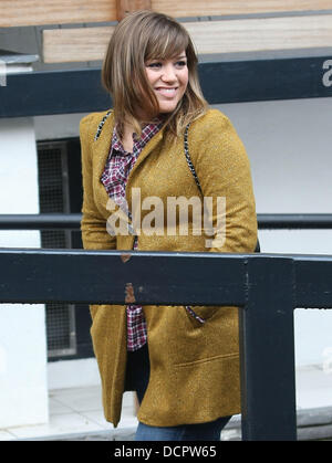 Kelly Clarkson célébrités à l'ITV studios London, England - 08.11.11 Banque D'Images