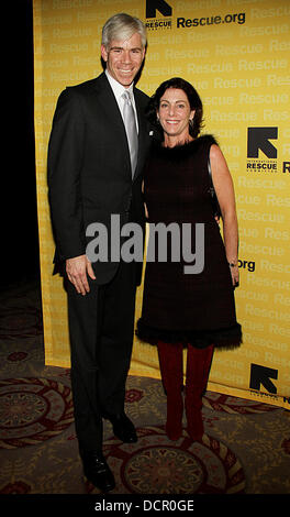 David Gregory et invité le Comité International de Secours annuel du Freedom Award - les arrivées à l'hôtel Waldorf Astoria New York City, USA - 09.11.11 Banque D'Images