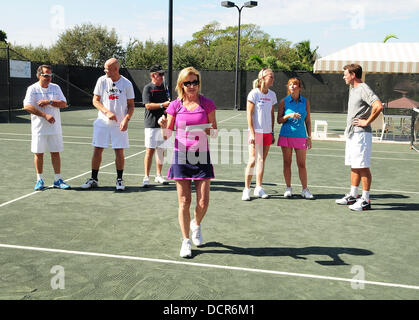 Jon Lovitz, Murphy Jensen, invité, Alan Thicke, Chris Evert, Rennae Stubbs, Jill Zarin, Scott Foley et Jeffery Donovan Le Chris Evert/Pro-Celebrity Raymond James Tennis Classic Pro-Am au Boca Raton Resort and Club Florida, USA - 11.11.11 Banque D'Images