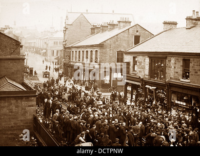 Burnley pose de la première voies de tram en 1901 Banque D'Images