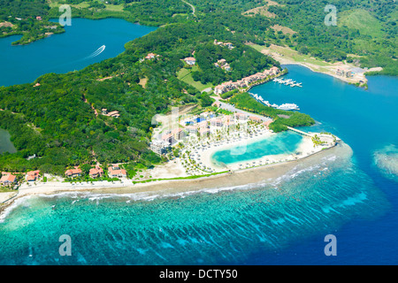 Vue aérienne de Parrot Tree, Roatan Banque D'Images