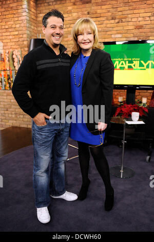 Boston' Rob Mariano apparitions sur les ondes de CTV Marilyn Denis Show la promotion de sa nouvelle série télévisée "Autour du monde en 80 manières'. Toronto, Canada - 25.11.11 Banque D'Images