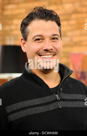 Boston' Rob Mariano apparitions sur les ondes de CTV Marilyn Denis Show la promotion de sa nouvelle série télévisée "Autour du monde en 80 manières'. Toronto, Canada - 25.11.11 Banque D'Images