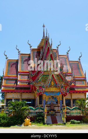 Un temple de Wat Plai Laem sur l'Île de Ko Samui dans le golfe de Thaïlande. Banque D'Images