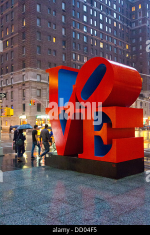 Sculpture Love de Robert Indiana dans NYC Banque D'Images