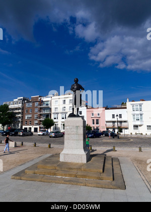 L'amiral Lord Nelson memorial, Portsmouth, Hampshire Banque D'Images