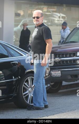 Kelsey Grammer et sa femme pour le petit-déjeuner à Beverly Hills, Los Angeles, Californie - 17.01.12 Banque D'Images