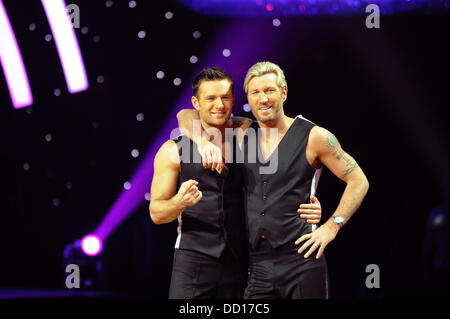 Harry Judd, Robbie Savage strictement 'Come Dancing' Live Tour - Photocall Birmingham, Angleterre - 19.01.12 Banque D'Images