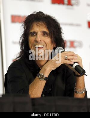 Toronto, ON. 22 août, 2013. Alice Cooper présents pour ventilateur Expo Canada Jour 1, Toronto Metro Convention Centre, Toronto, le 22 août 2013. Credit : Nicole Springer/Everett Collection/Alamy Live News Banque D'Images