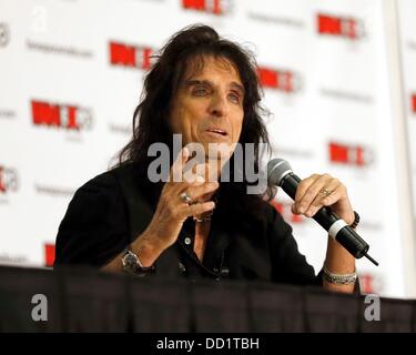 Toronto, ON. 22 août, 2013. Alice Cooper présents pour ventilateur Expo Canada Jour 1, Toronto Metro Convention Centre, Toronto, le 22 août 2013. Credit : Nicole Springer/Everett Collection/Alamy Live News Banque D'Images