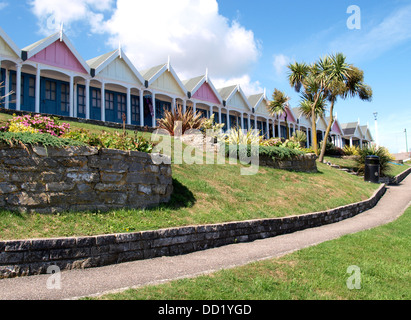 Cabines de plage de luxe, Weymouth, Dorset, UK 2013 Banque D'Images