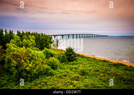 Pont de la Confédération Cape Jourimain et la plage environnante au Nouveau-Brunswick Canada Banque D'Images