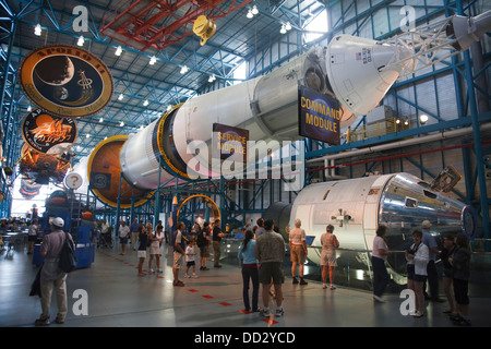 Module de commande et de service Apollo et de la Fusée Saturn V à John F Kennedy Space Center, Cap Canaveral, Floride Banque D'Images